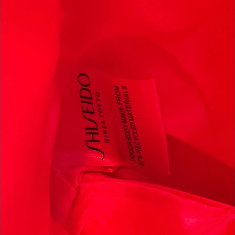 Shiseido Slouchy Bag